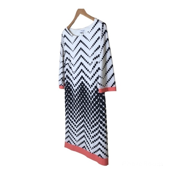 Studio One Shift Dress Size M Black White Coral Dot Stretch Lined 3/4 Sleeve‎ - Picture 3 of 9